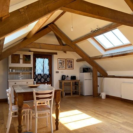 The Old Stable Block - Flat 2 Apartment Wadebridge Exterior photo